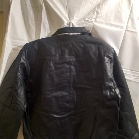 Leather jacket - Picture 4 of 8